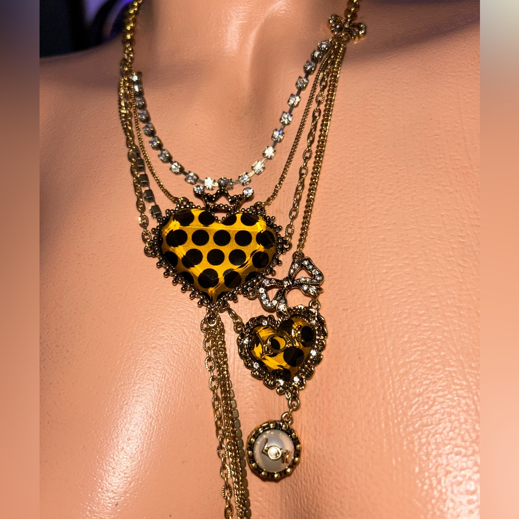 Betsey Johnson Princess Crown Lucite Heart Long Necklace Crystal Rhinestone N55